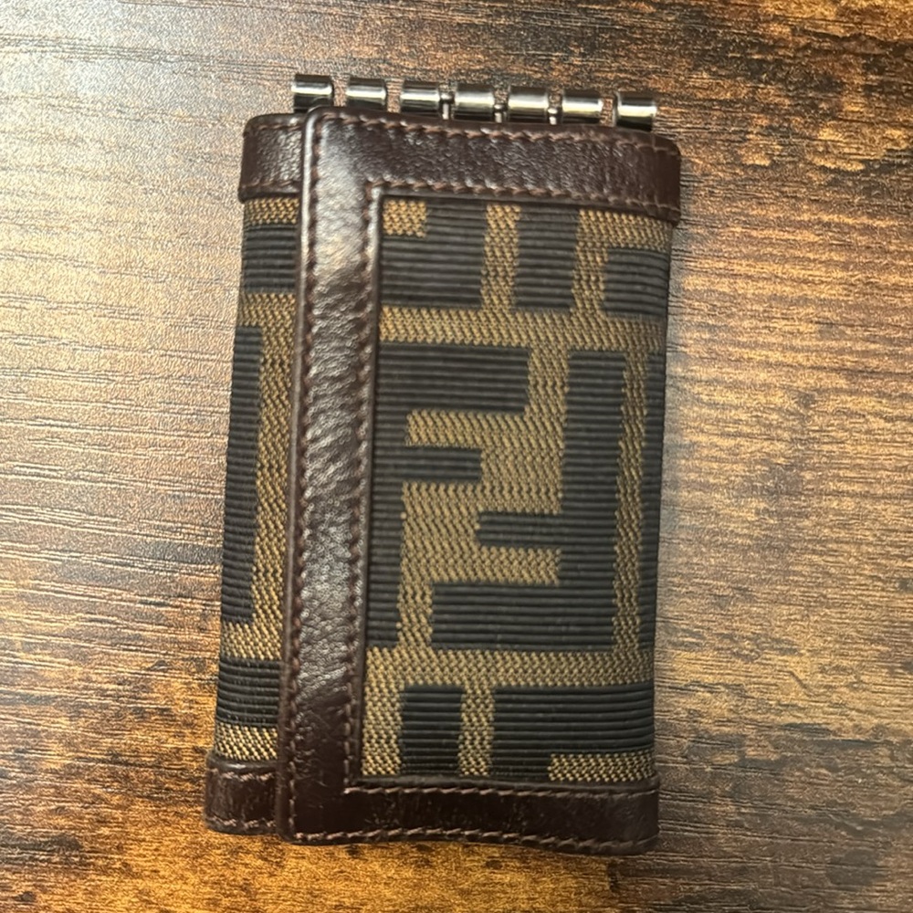 FENDI KeyHolder - Picture 3 of 16